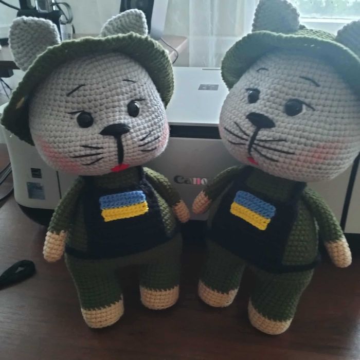 ігграшка котик ЗСУ ручної роботи