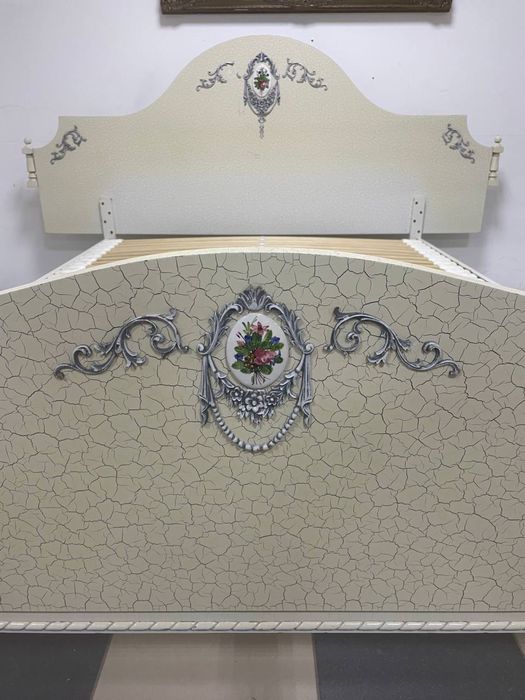 Спальний гарнітур ліжко трюмо тумба світильник кровать 1613