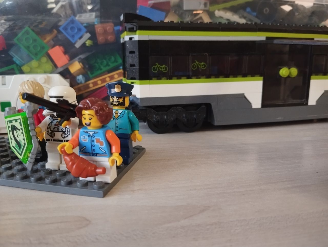 LEGO у відмінному стані (потяг на радіоуправл.,зоряні війни,гелікоптер