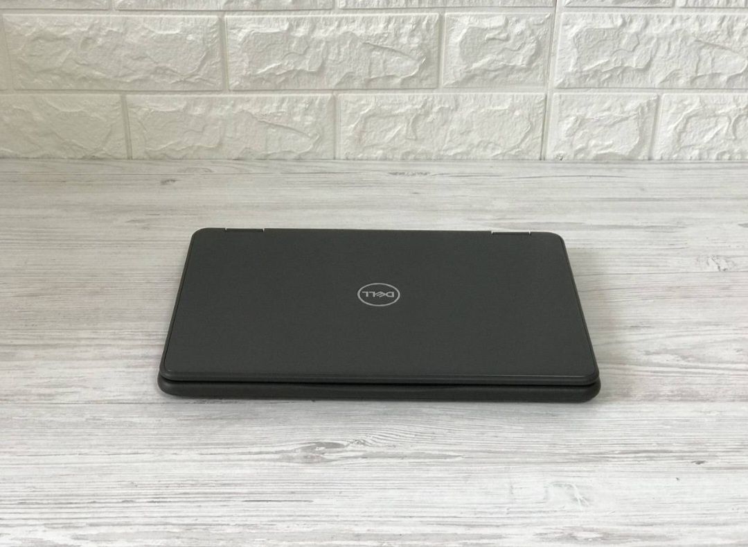Dell Latitude 3140. Netbook. Model P32T 2023