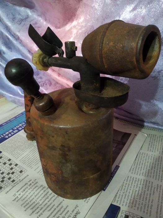 Продам Лампа бензінова б/у ссср 320грн.