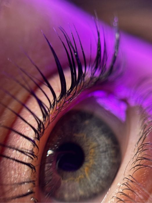 Корекція/фарбування брів, ламінування вій/брів