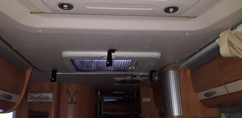 Autocaravana  Adria ,3000cm3, 3 camas casal, 71.500kms