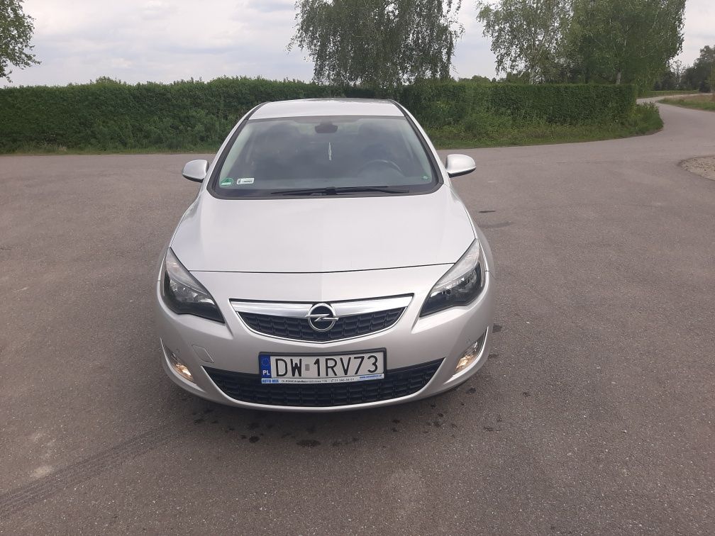 Opel Astra J 1.6 16V 115KM Benzyna+LPG Ładna Zadbana Oferta Prywatna