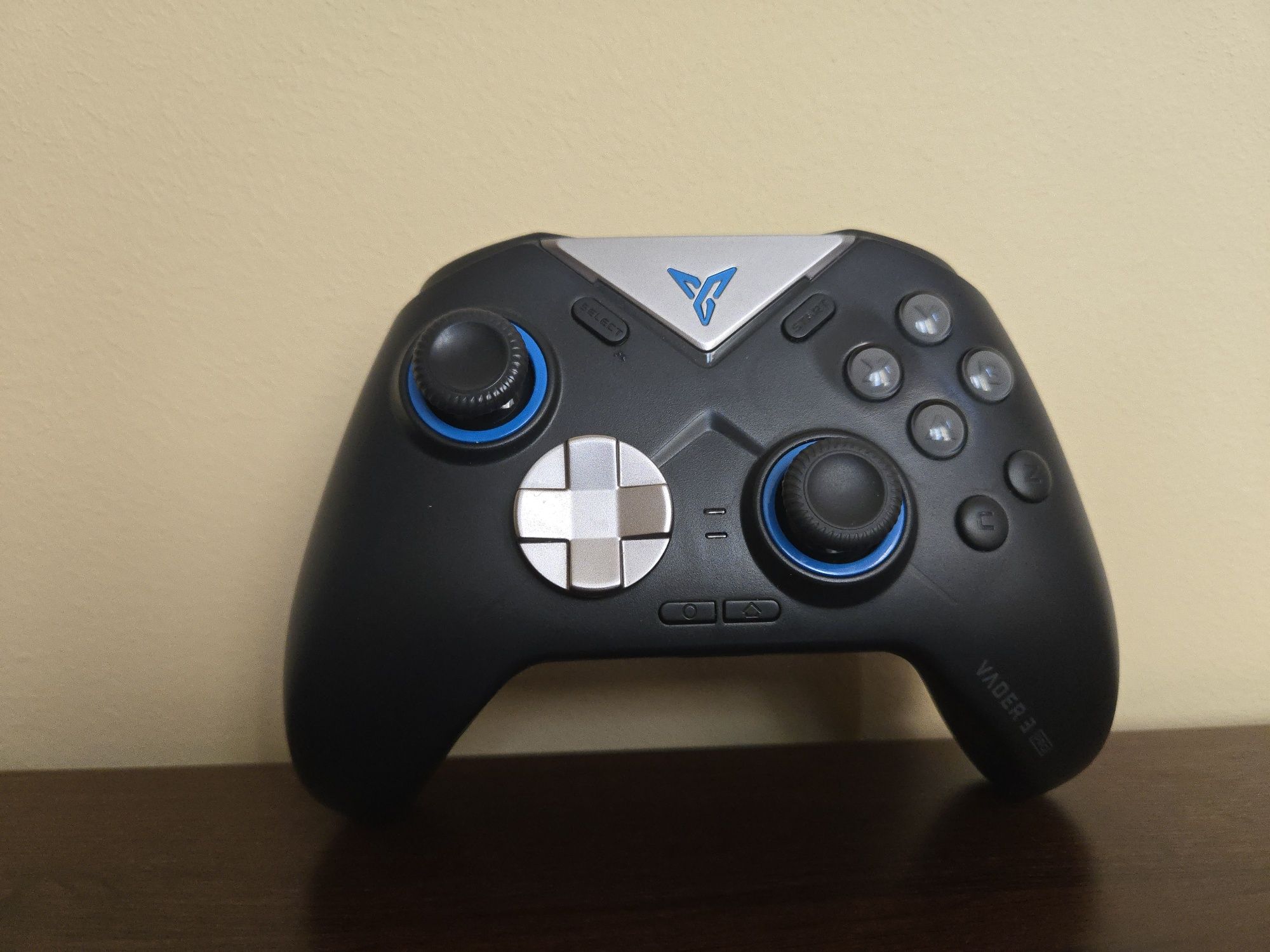 Геймпад Flydigi Vader 3 Pro Bluetooth Wireless