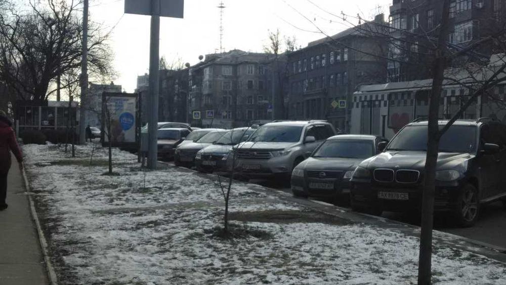 Аренда помещения в центре Харькова на пр. Науки м. "Научная".