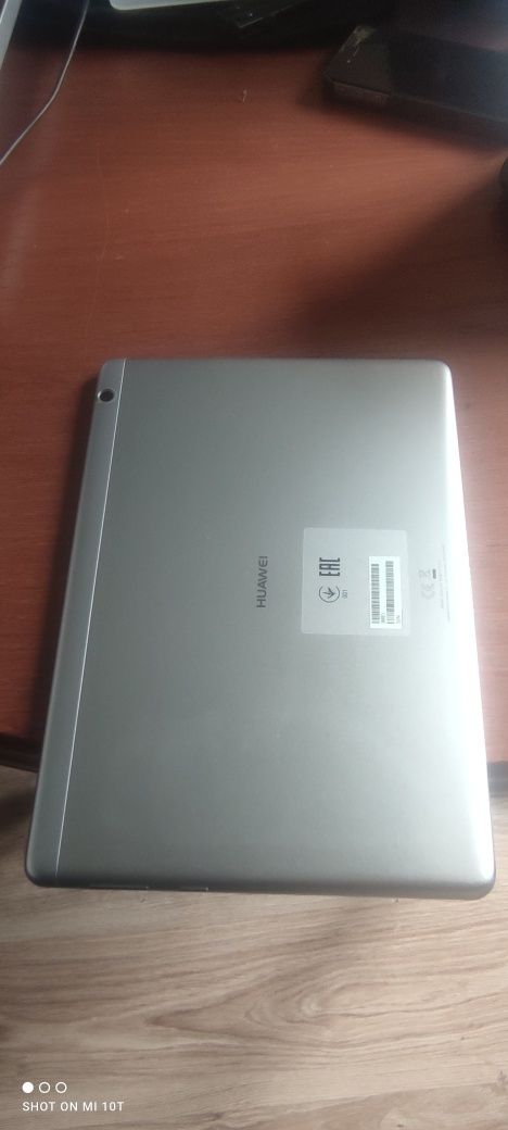 Планшет Huawei MediaPad T3 10 модель AGS-L09