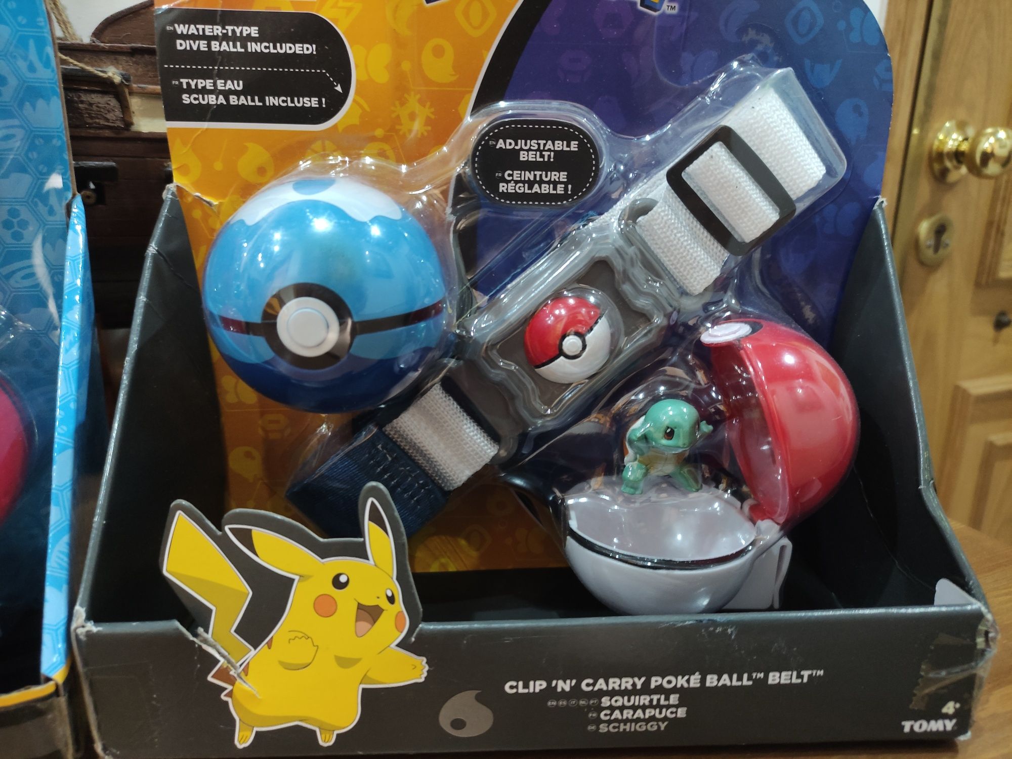 DISPONÍVEL PARA ENTREGA.  Cinto Pokémon, pokebolas, miniaturas