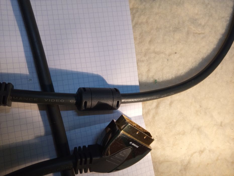 Sprzedam najwyższej klasy światowej kabel video firmy BRIDGE .