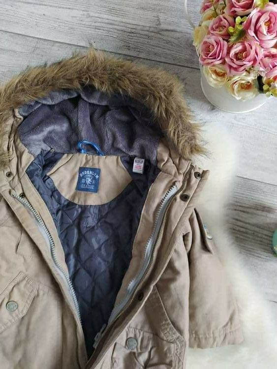 Beżowa kurtka parka Zara Baby futerko