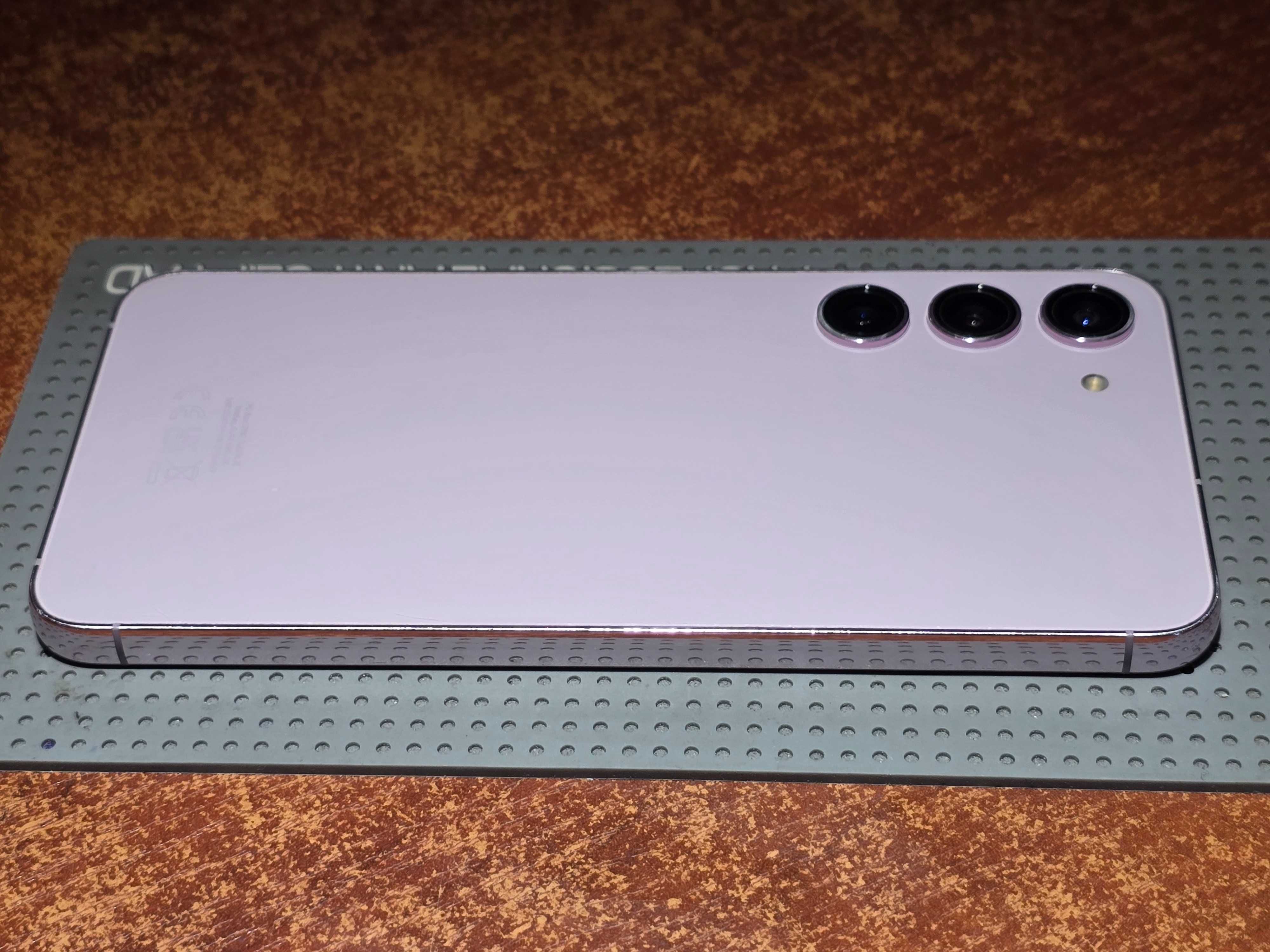 Używany - Samsung Galaxy S23+ 256GB Lawendowy - GSM Baranowo