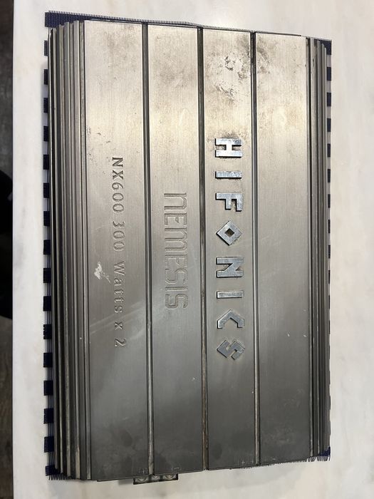 Усилитель звука HIFONICS nemesis NX600