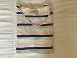 T-shirt Bershka às riscas