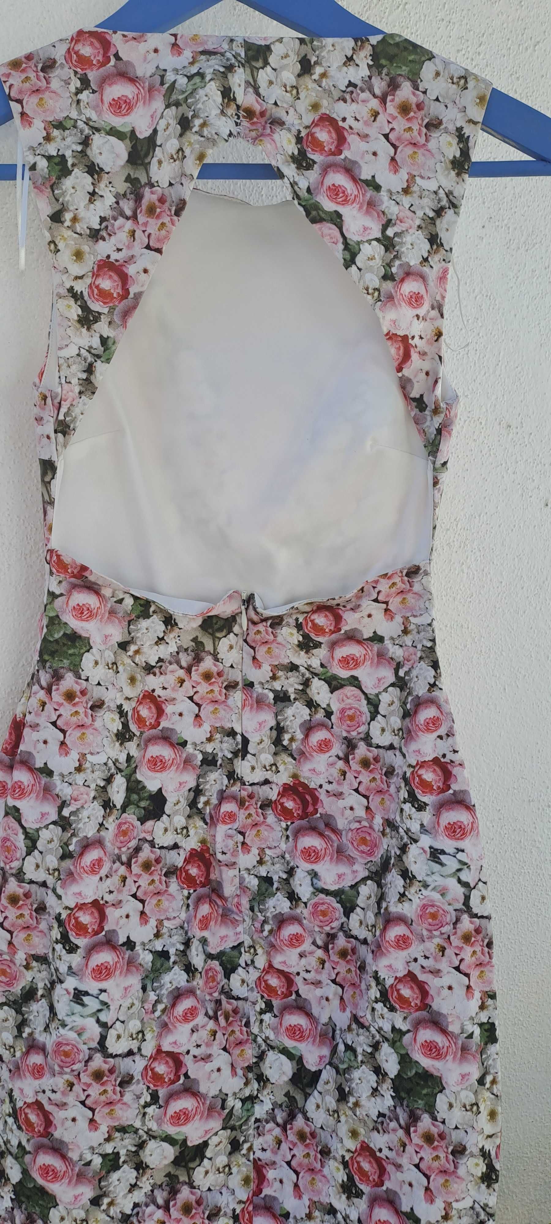 Vestido florido Zara