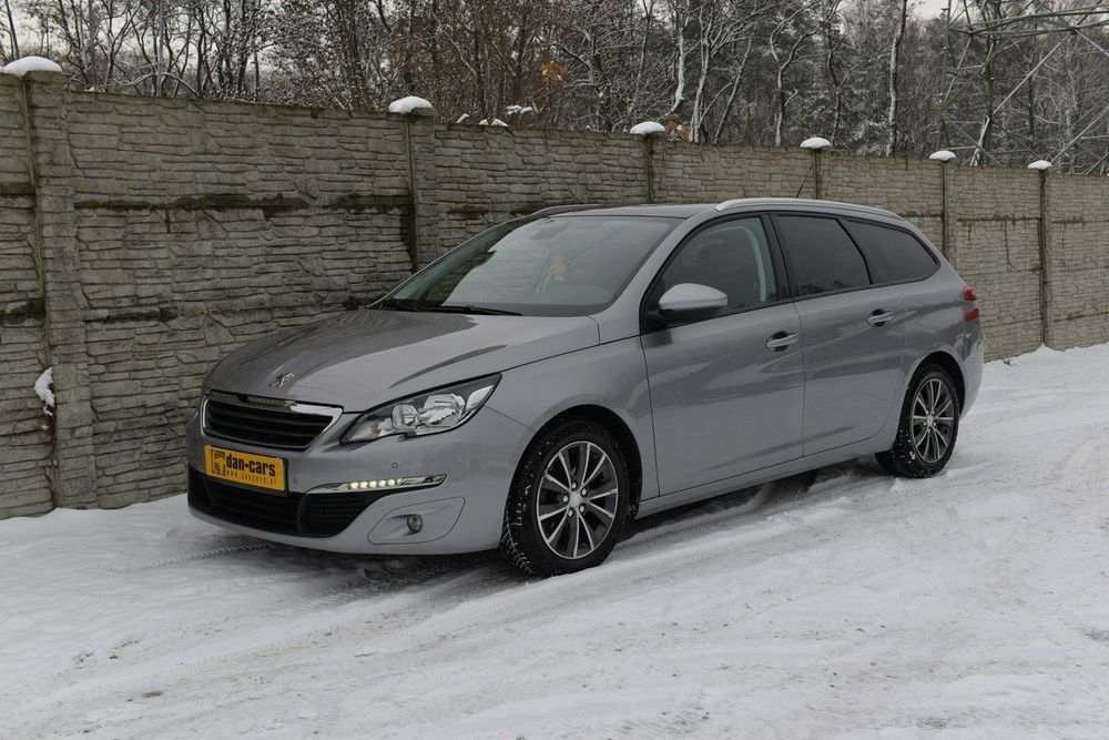 Peugeot 308 1.6HDi 120KM Navi Panorama LED Kamera Czujniki Rozrząd wymieniony