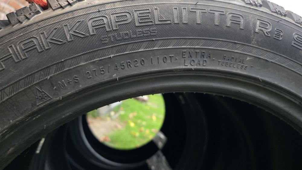 275 45 20 та 295 40 20 на Tesla Model X  Nokian hakkapeliitta R3 нові