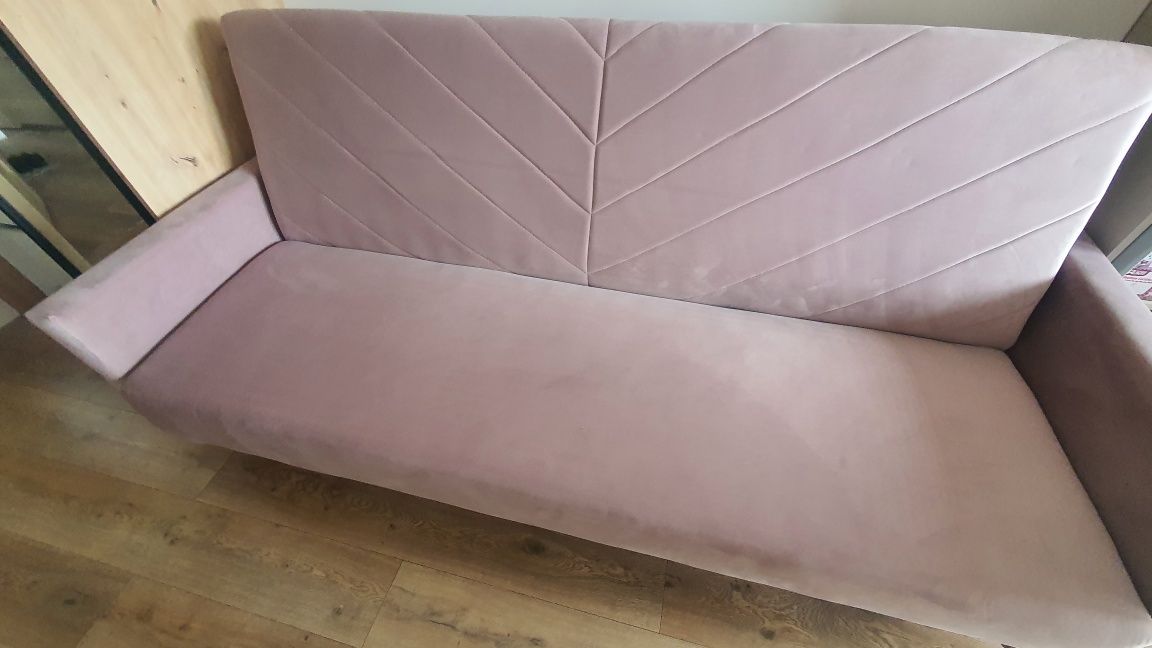 Sprzedam łóżko sofa pudrowy róż