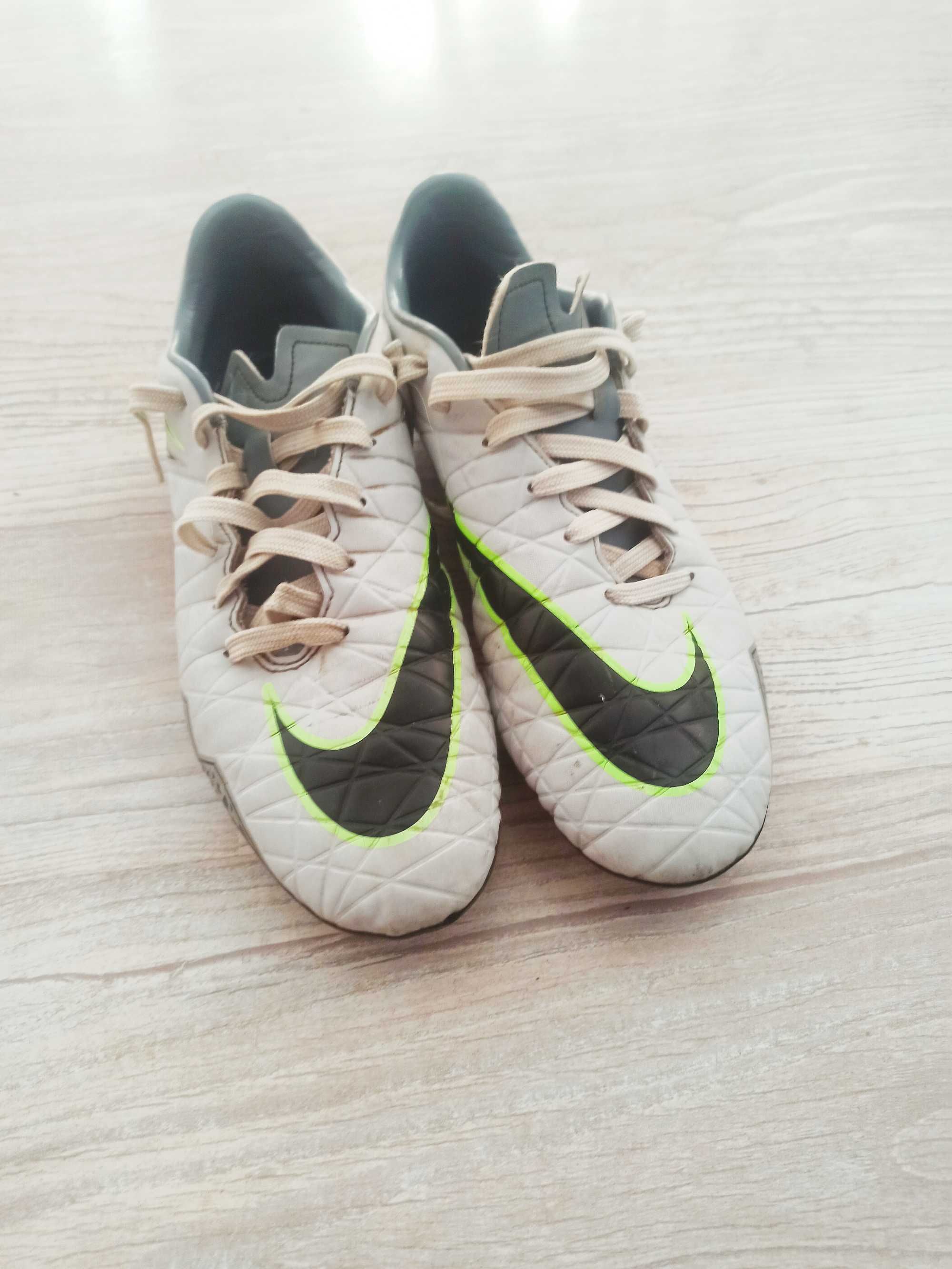 Korki sportowe nike