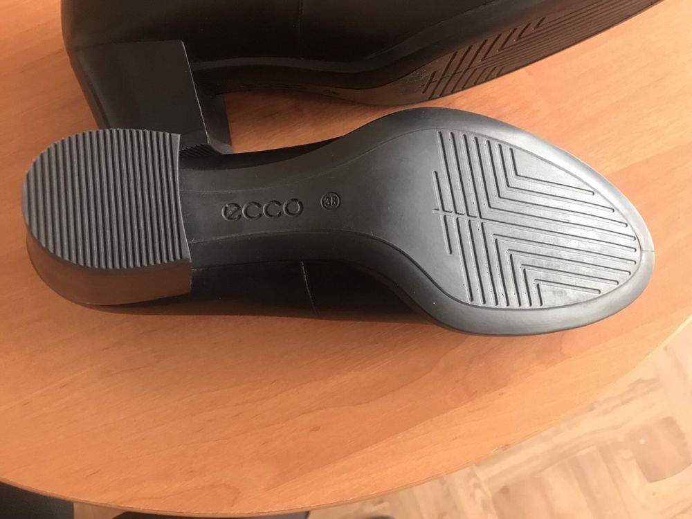 ECCO 38 женские туфли