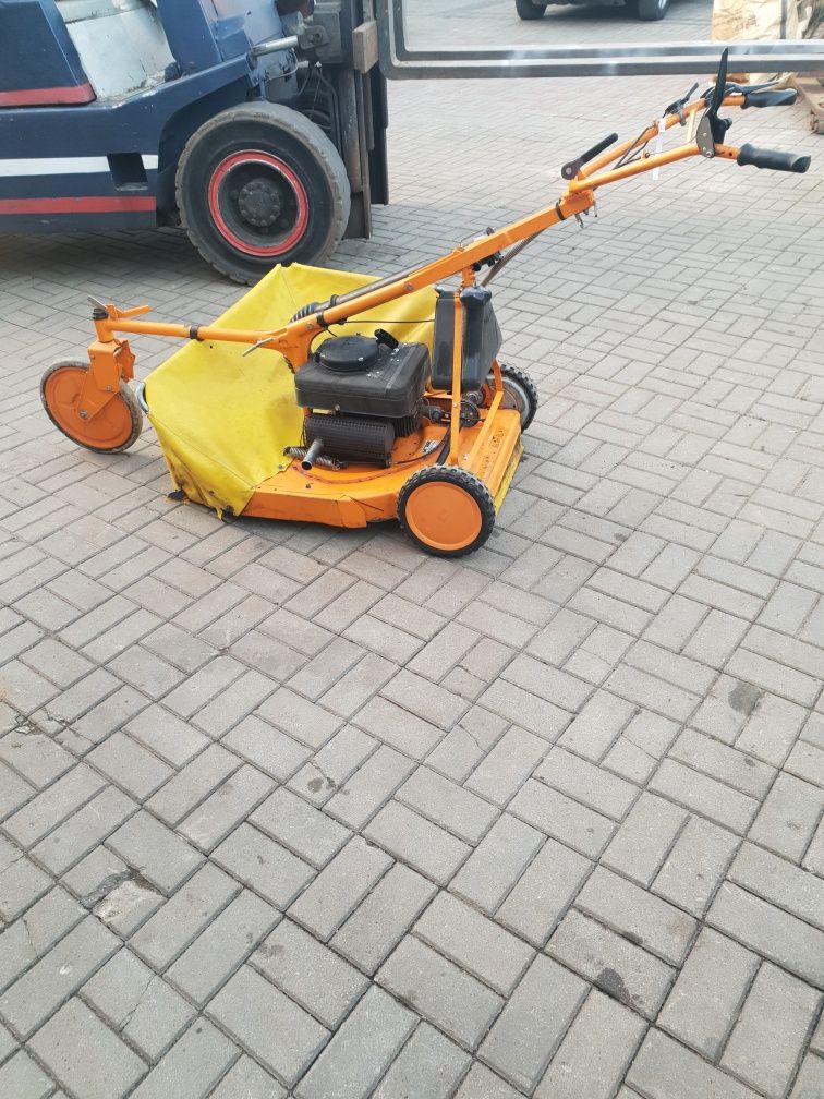 Kosiarka karczownica firmy AS