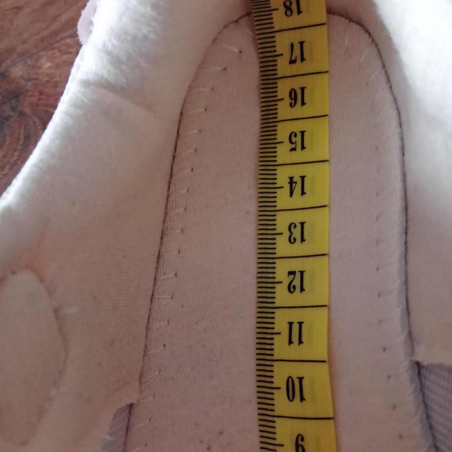 Buty sportowe dla dziewczynki Reserved ,27