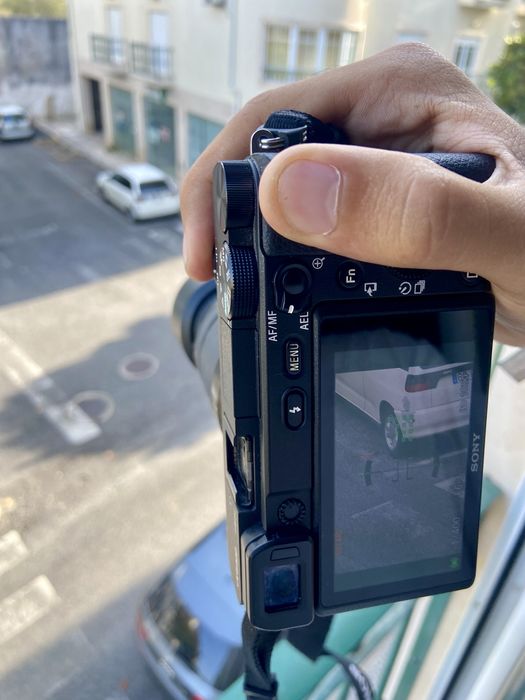 Lente Sony 55-210mm f/4.5-6.3 OSS – Muito Bom Estado