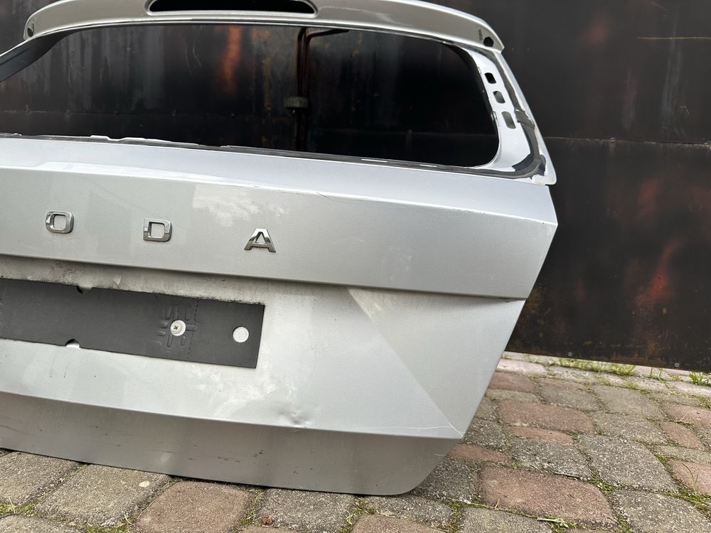 Skoda fabia 3 задня ляда хетчбек