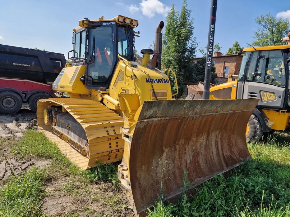 Komatsu D61PX-24  Spycharka Komatsu D61PX-24