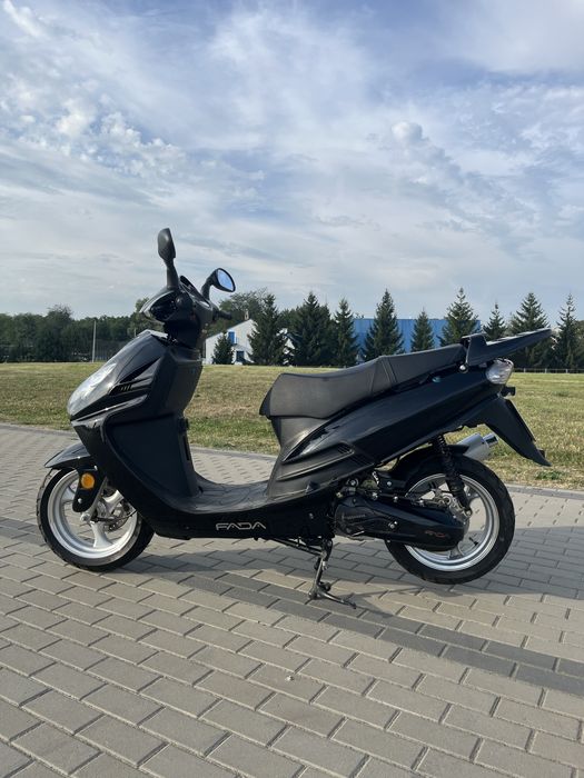 Скутер Fada YB150T-15D
