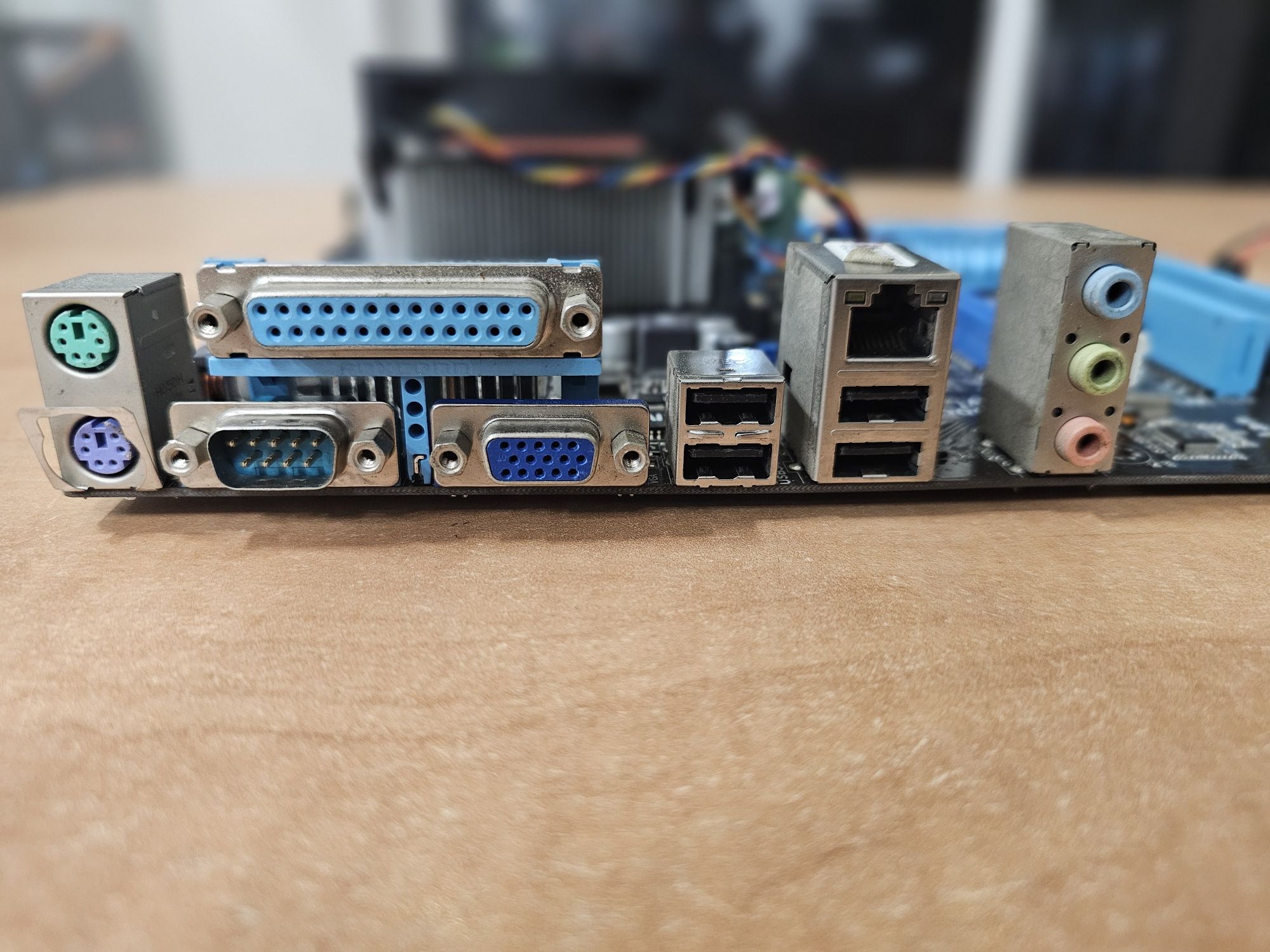 Płyta główna AM3 Asus M4N68T-M LE +AMD Phenom x4 840 + Ram 8G Zestaw,