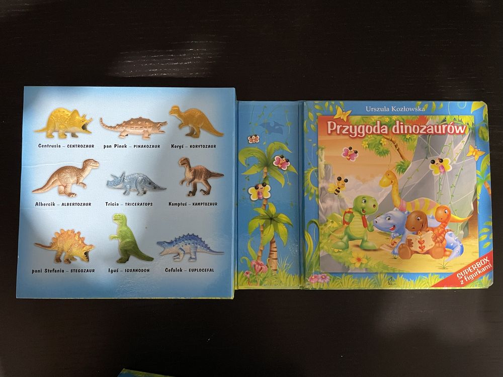 „Przygoda dinozaurów” książka z figurkami