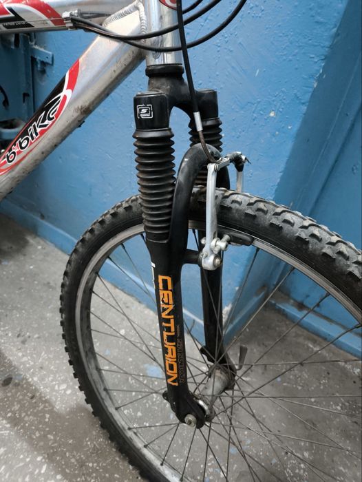 Велосипед , діаметр коліс 26