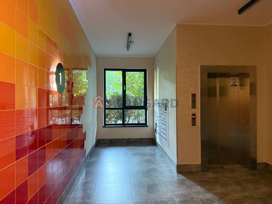 Продаж 2 кім 76 м2 в ЖК Семицвіт на Шевченка