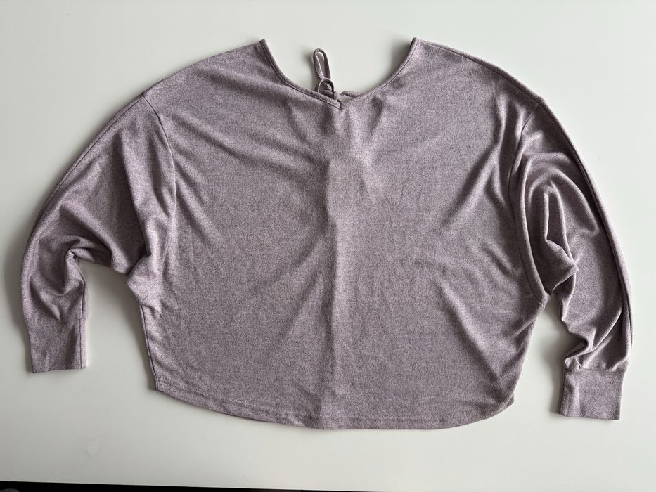 Sweterek bluzka z dłuhim rękawem