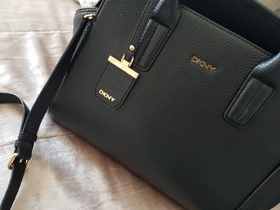 Mala em pele DKNY