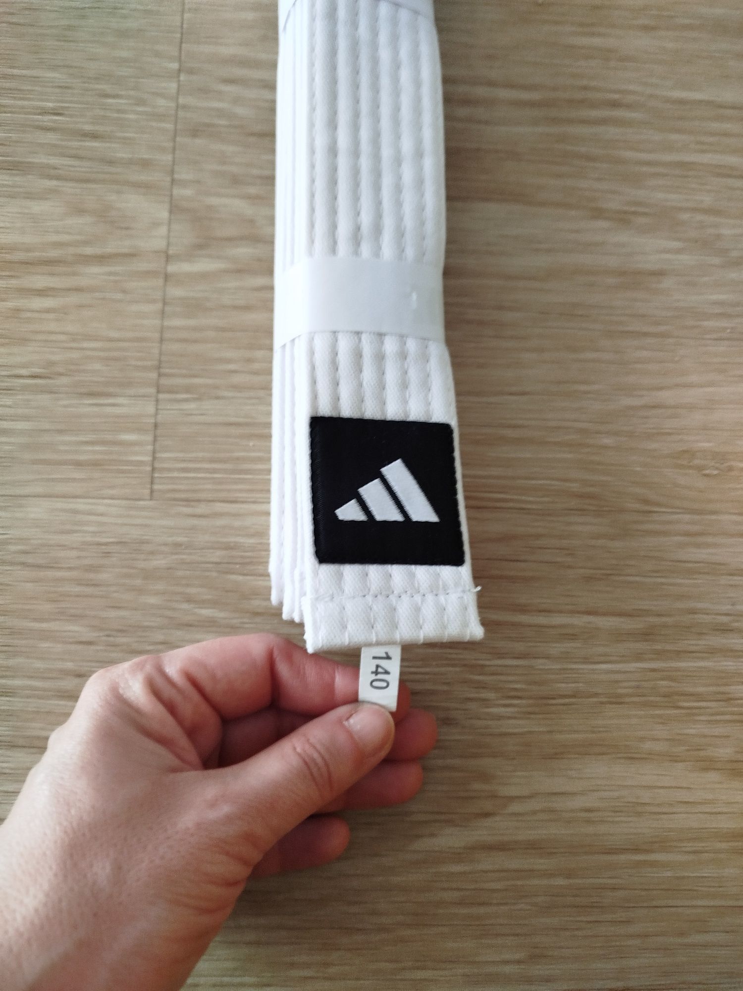 Pas judo biały Adidas