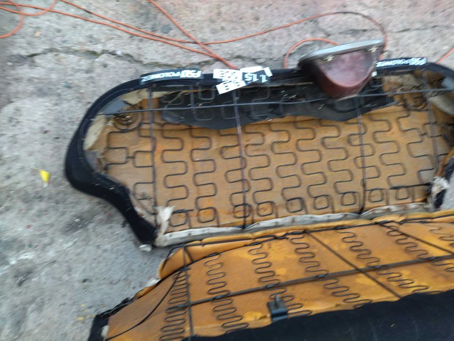 siedzenia Fiat 125p Polonez  lampa