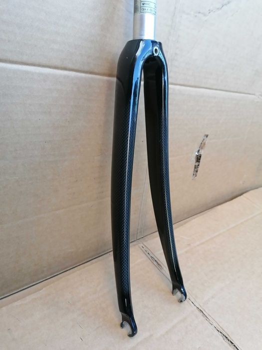 widelec karbonowy 28 QR