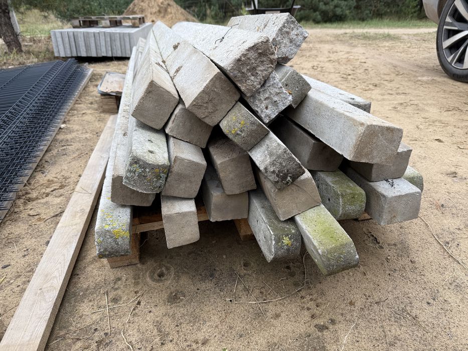 Słupki betonowe 30szt