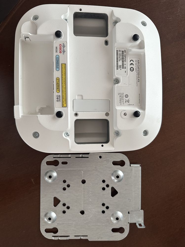 Wi-Fi точка доступа Cisco AIR-CAP3702I-E-K9