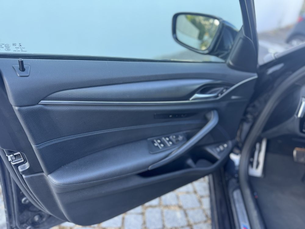 BMW 530 e Pack M plus 2 +  c / IVA  Dedutivel 2022 NACIONAL