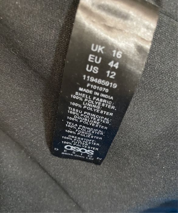 Aksamitna sukienka ASOS marynarkowa mini zdobiona złotymi cekinami