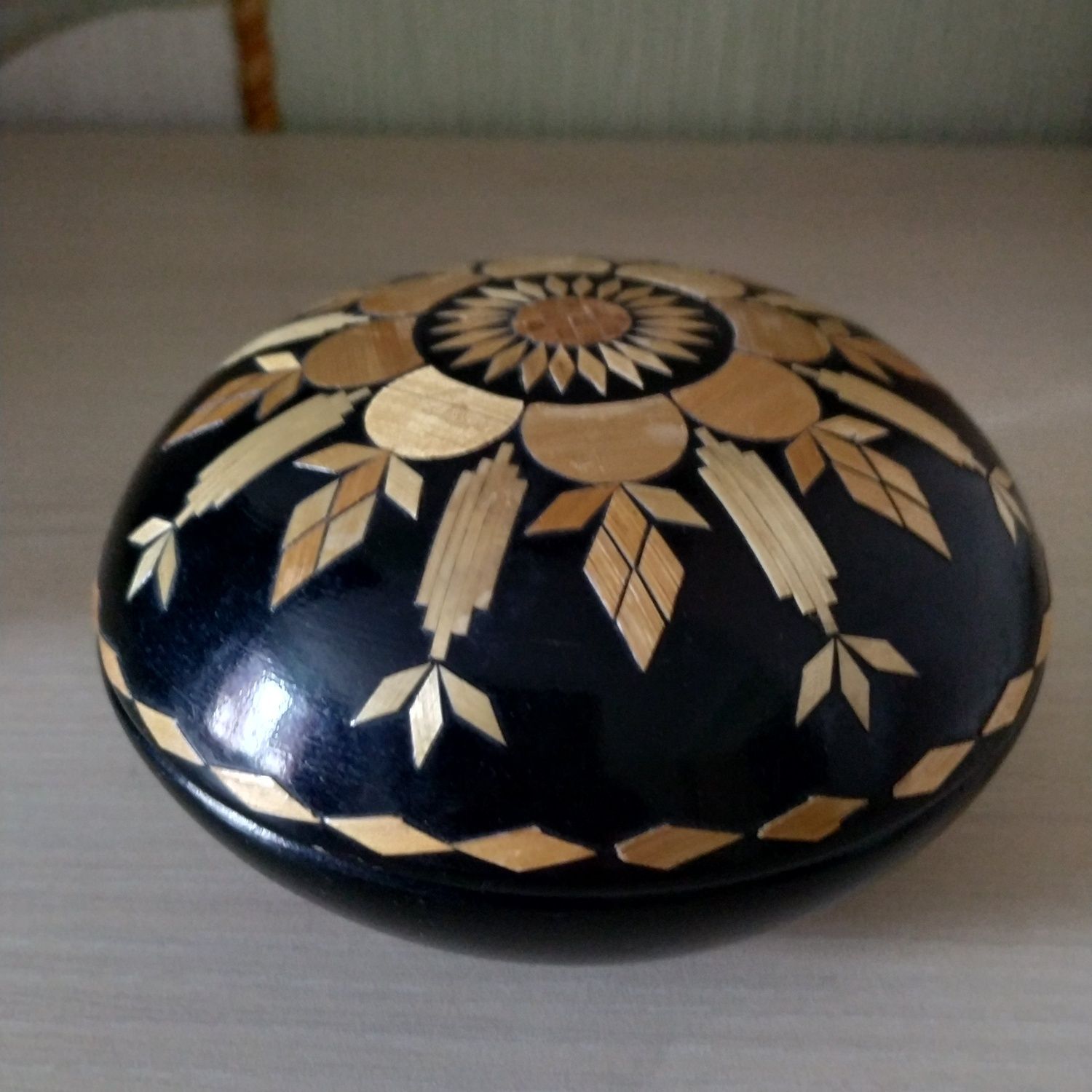 Шкатулки , бутылки в лозе . Панно "Денежное дерево ".
