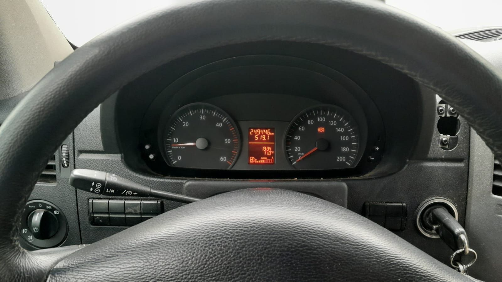 Vw Crafter 2.5tdi+plandeka i stelaż
