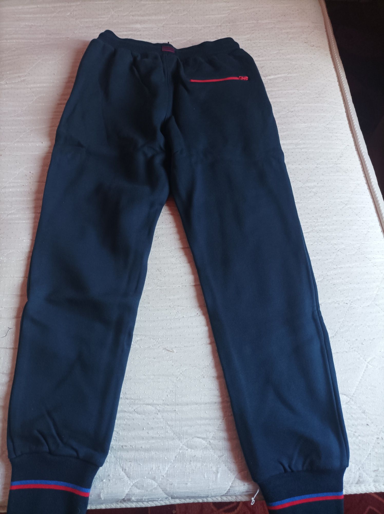 Młodzieżowy dres piłkarski Macron JXL