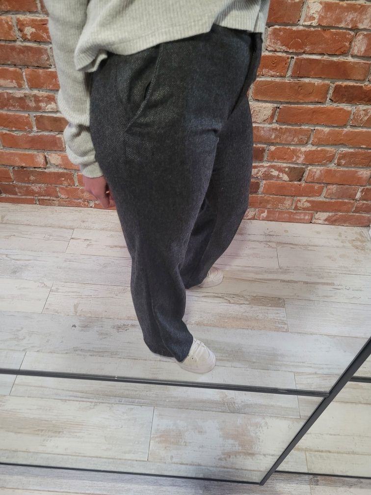 Szare eleganckie wełniane spodnie premium Jigsaw