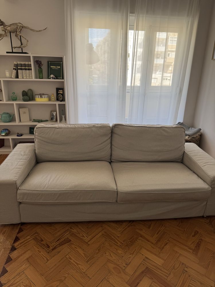 Sofa KIVIK IKEA 3 lugares