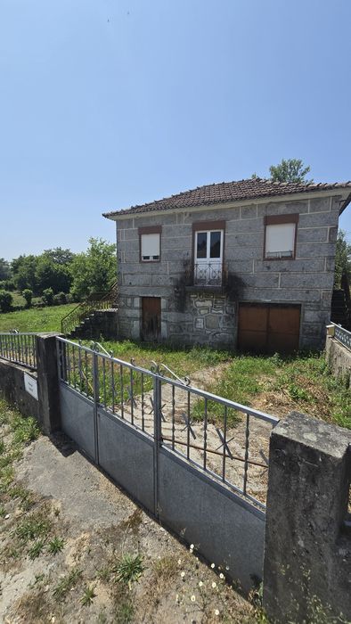 Vendo quintinha com ou sem restauro