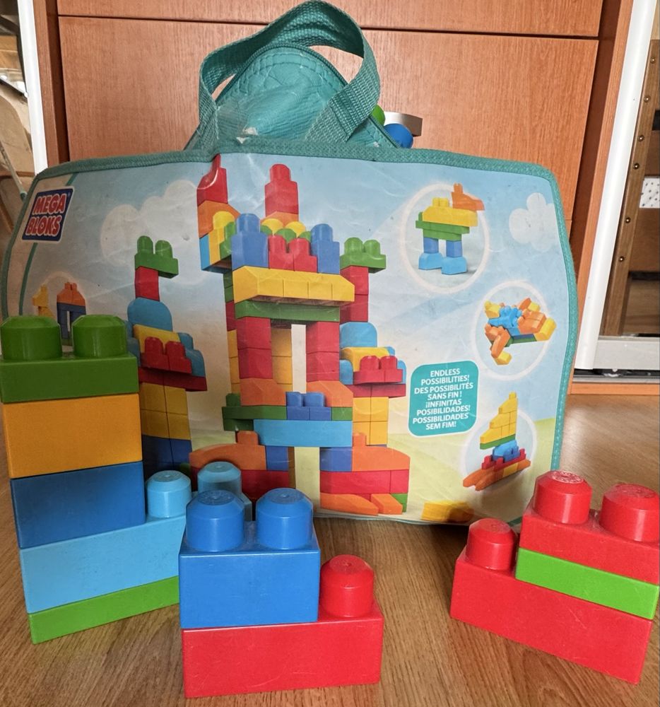 Конструктор Mega Blocks 150+80 деталей