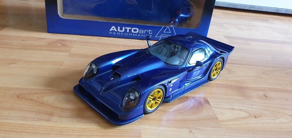 1:18 Autoart Panoz Esperante GTR-1